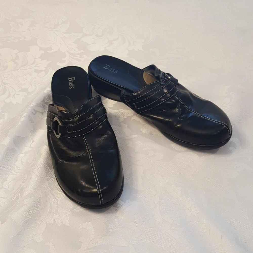 Bass black harmony mule slides
